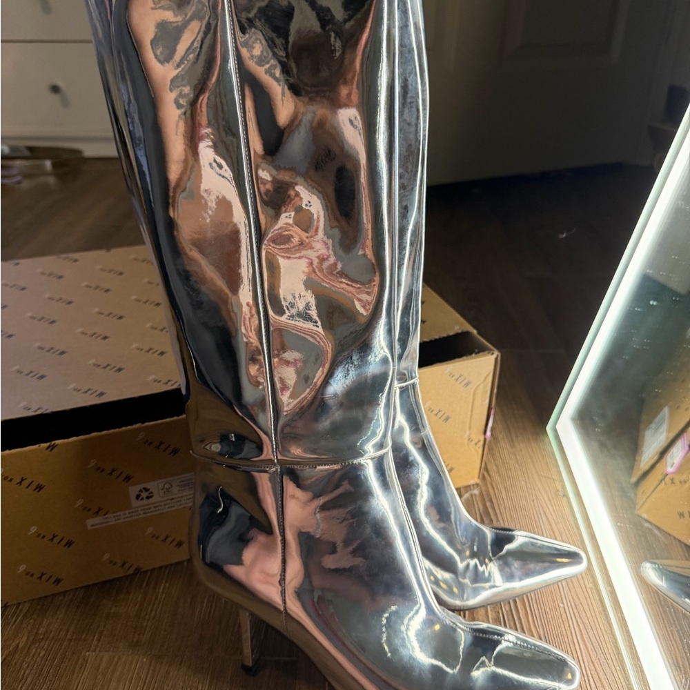 Silver Knee-High metallic silver Women's Boots
